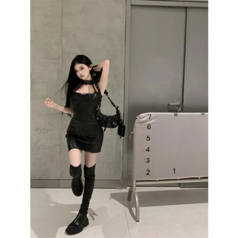 Spicy Girl Halterneck Sleeveless Fishbone Wrap Hip Dress Leather Coat Two Piece Set Lady Fashion Motorcycle Cool Solid Slim Suit