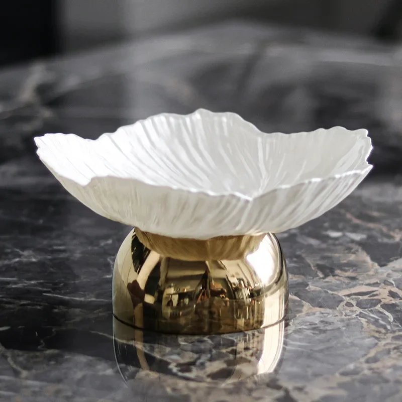 Metal Tray Petal Shape Fruit Dish Desktop Storage Container Snack Plate Jewelry Storage Tray Home Decoration Accessories