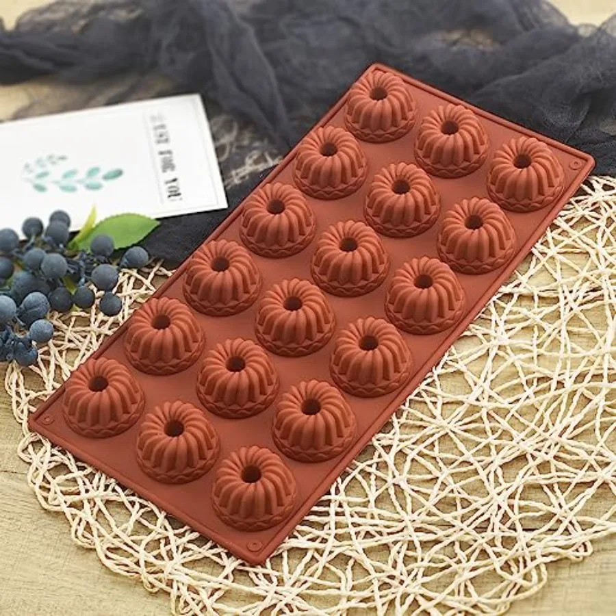 قالب خبز من السيليكون لقوالب حلوى موس شوكولاتة جيلي بودنغ الجمل 18 تجاويف مجموعة من 3