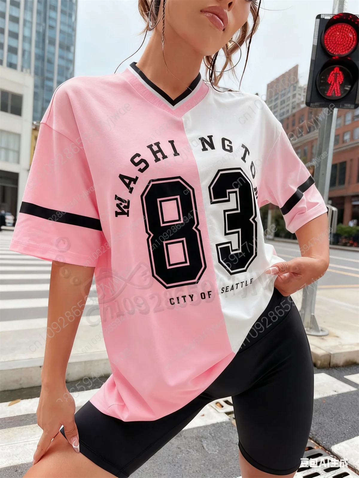 Americano No. 83 Camiseta con estampado de Seattle, camiseta holgada con cuello en V, ropa de calle de moda, Camiseta deportiva de verano para mujer, camiseta Y2k