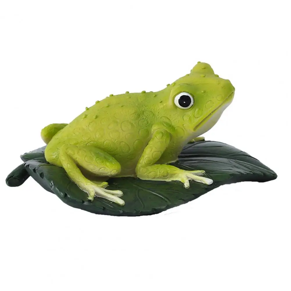 

Frog Ornament for Bookshelf Realistic Frog Sculpture for Indoor Outdoor Home Decor Non-toxic Resin Statue on Lotus for Bookshelf