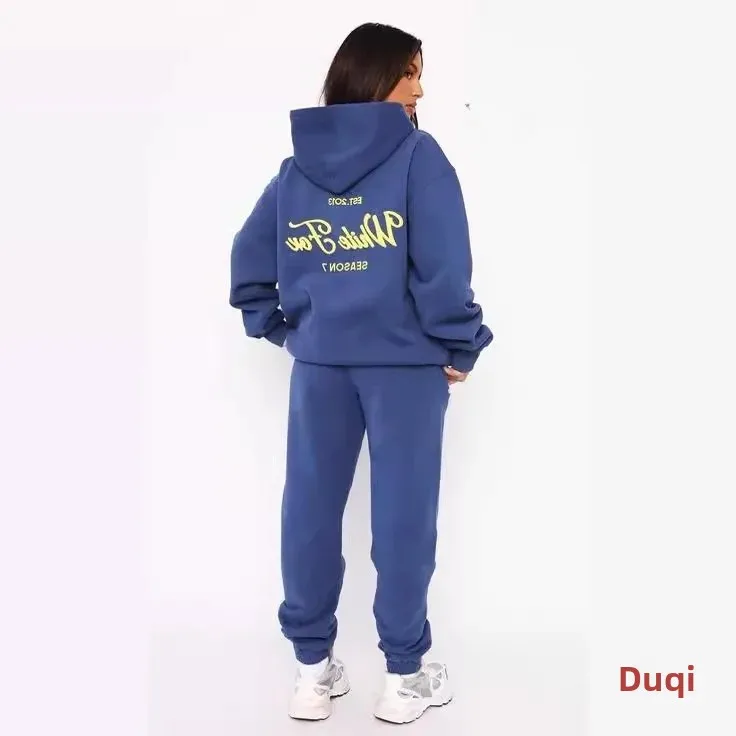 طقم ملابس رياضية نسائية بغطاء للرأس بأكمام طويلة للموسم السابع مع بنطال، مجموعة خريفية عصرية ومريحة من الصين