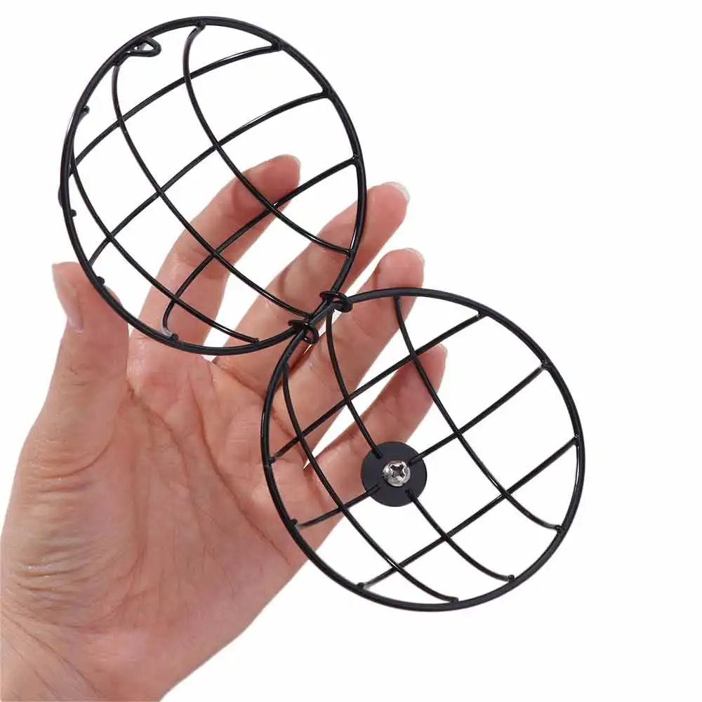 5 MM Screw Hole Metal Suet Ball Holder Round Closed Design Bird Feeder Holder Rust Resistant Squirrel Proof Bird Food Container
