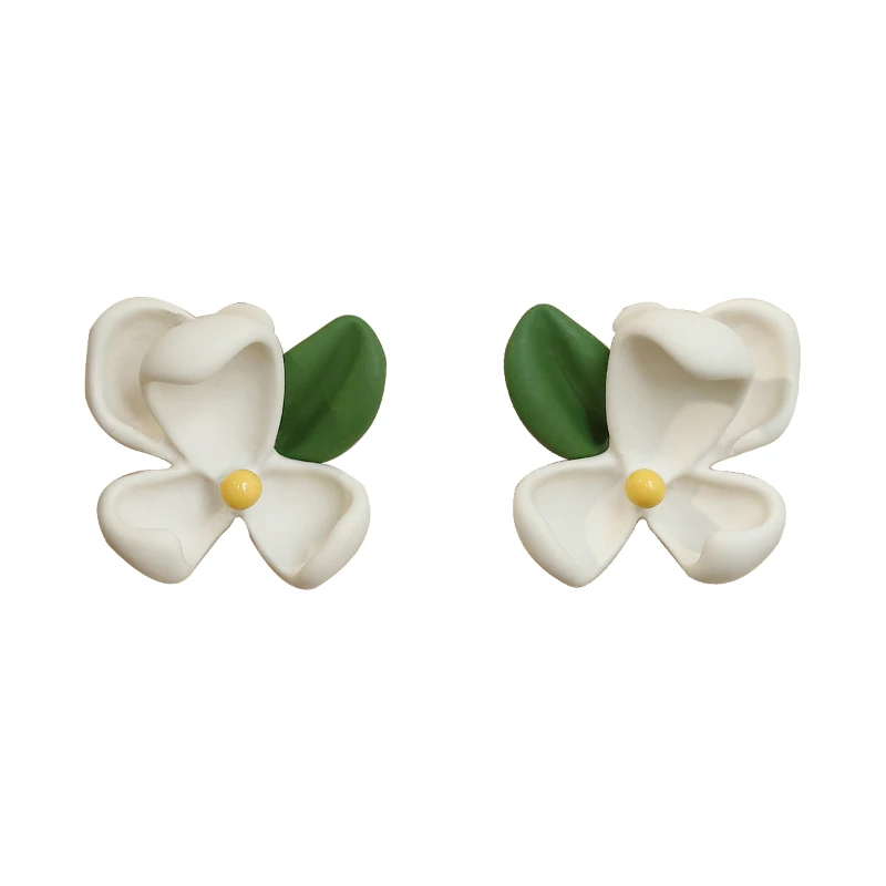 

Fairy gardenia stud earrings female high sense temperament sweet French flower earrings