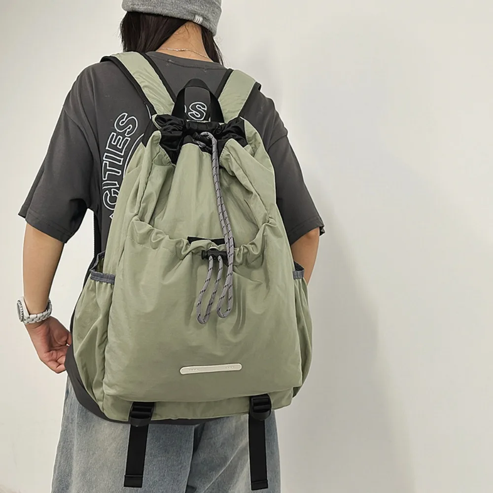 Lightweight nylon fabric simple student schoolbag, large-capacity waterproof women's hiking backpack, sports men's bag