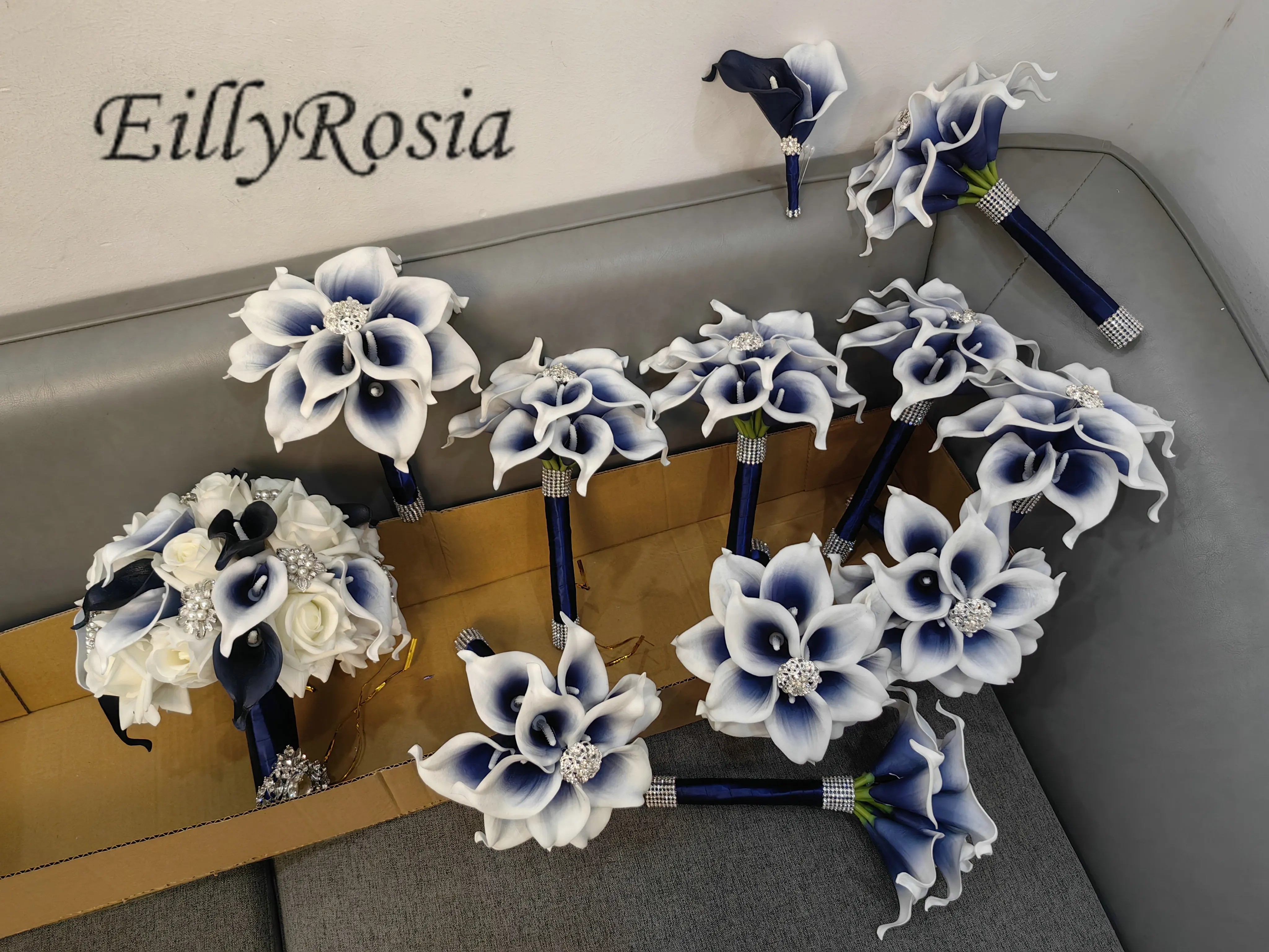EillyRosia الأزرق الداكن الصلبة زنبق الكالا باقة الزفاف التصميم الأصلي بروش باقة لوصيفة الشرف عقد الزهور مخصص #6