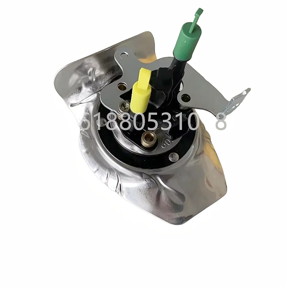 

Urea Nozzle Part No.: 0444023053 0444023055 0444023057 0444023069 21738128 21234245 0444023056 Suitable for Volvo & Iveco Heavy