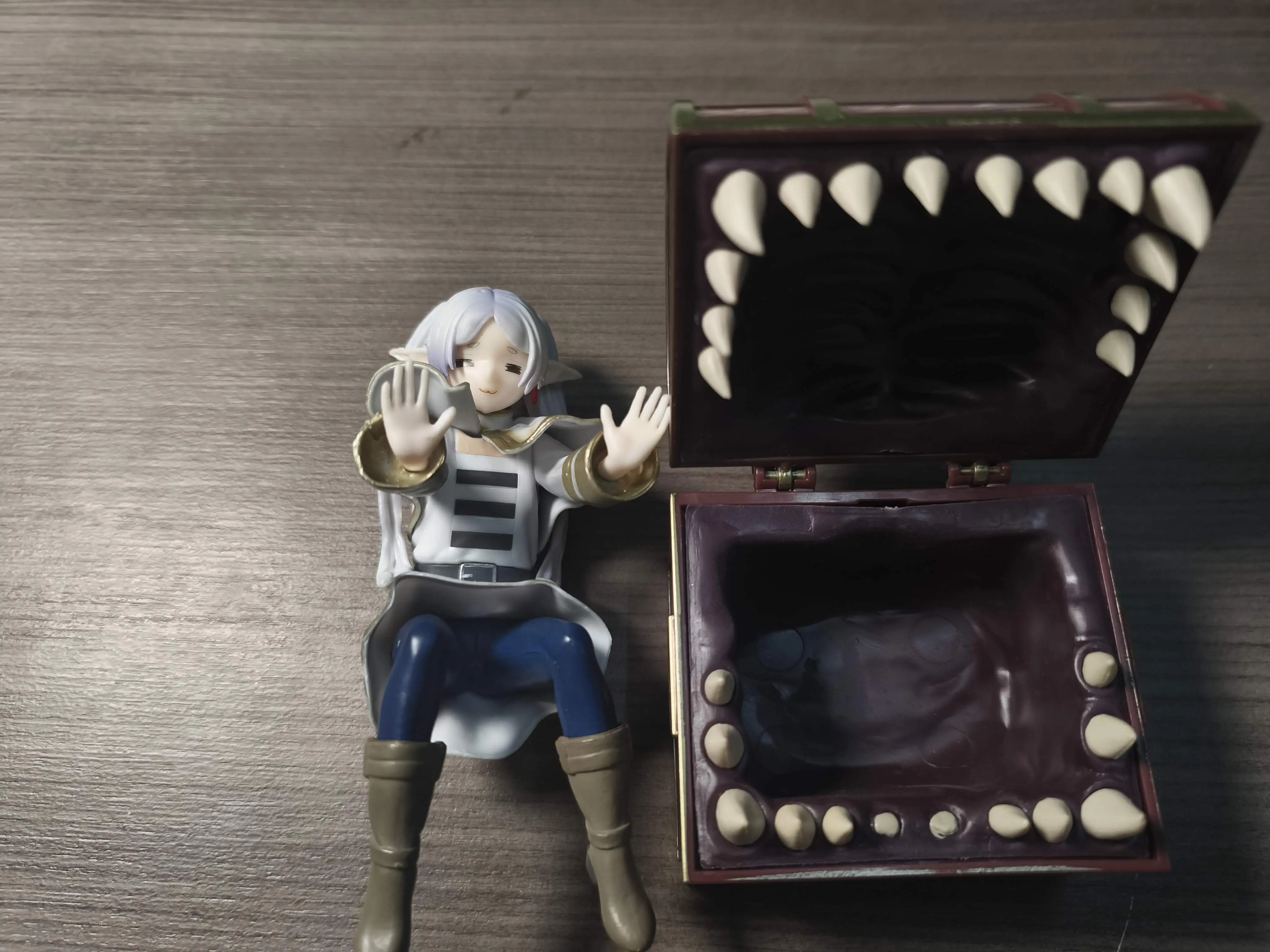 Frieren Beyond Journey's End Frieren Treasure Box Monster Anime Figure Toy Fern Noodle Stopper Action Figurine #4