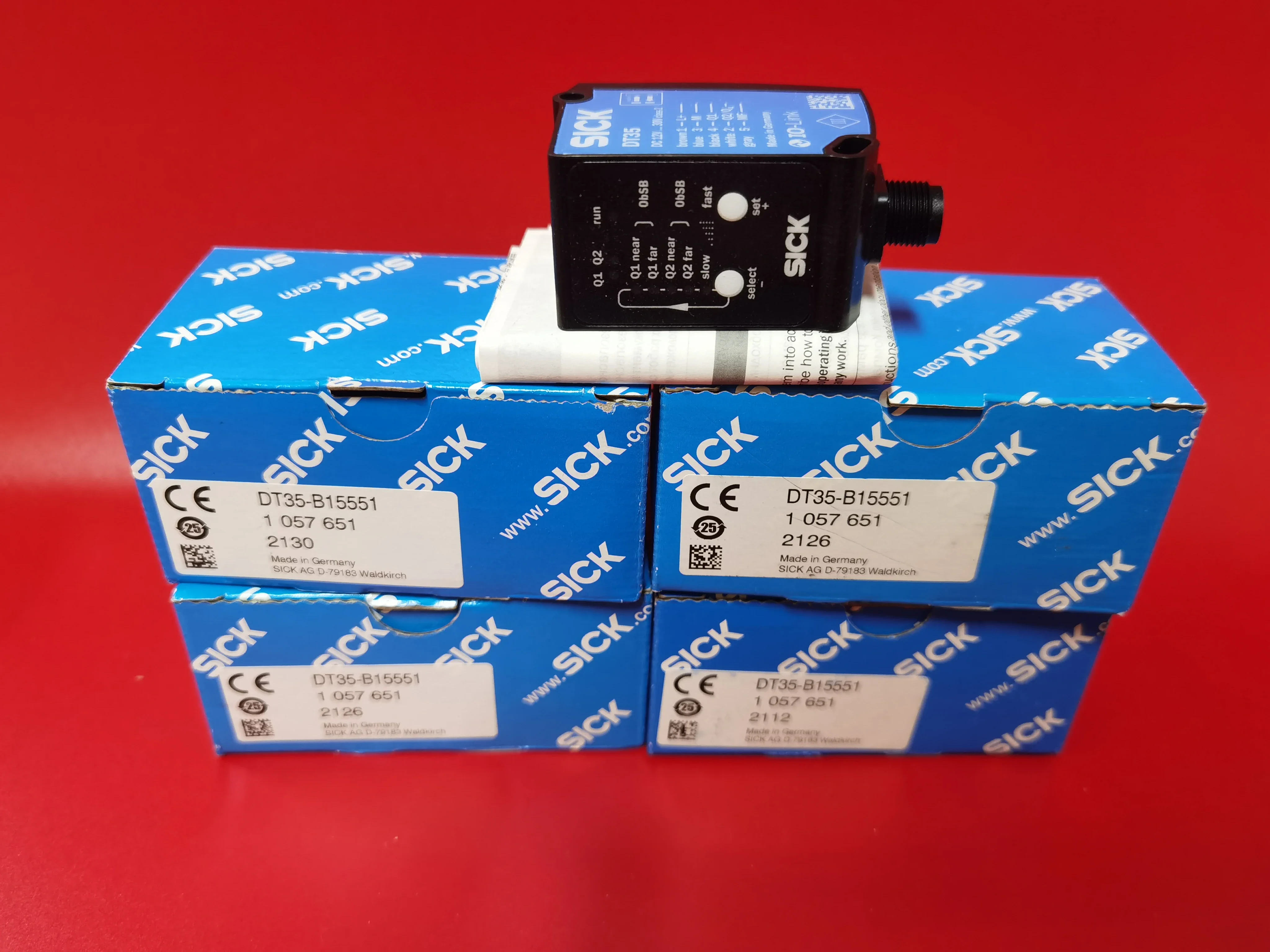 New original Sick DT35-B15251 laser sensor