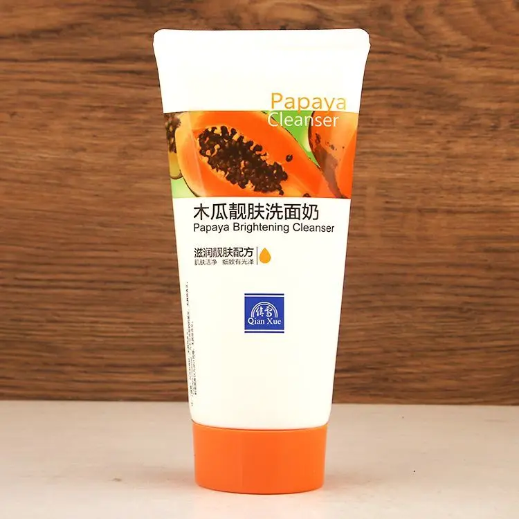 Papaya Brightening Face Wash 150g, Unclogs Pores & Controls Oil, Hydrating, Fresh Daily Cleanser