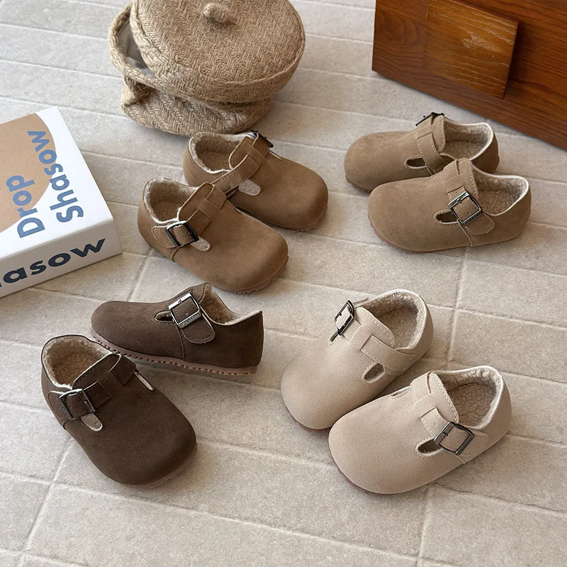

Retro Birken Small Leather Shoes Autumn and Winter New Korean Girls Plus Velvet Cotton Shoes Boys Soft-soled Soybean Shoes.
