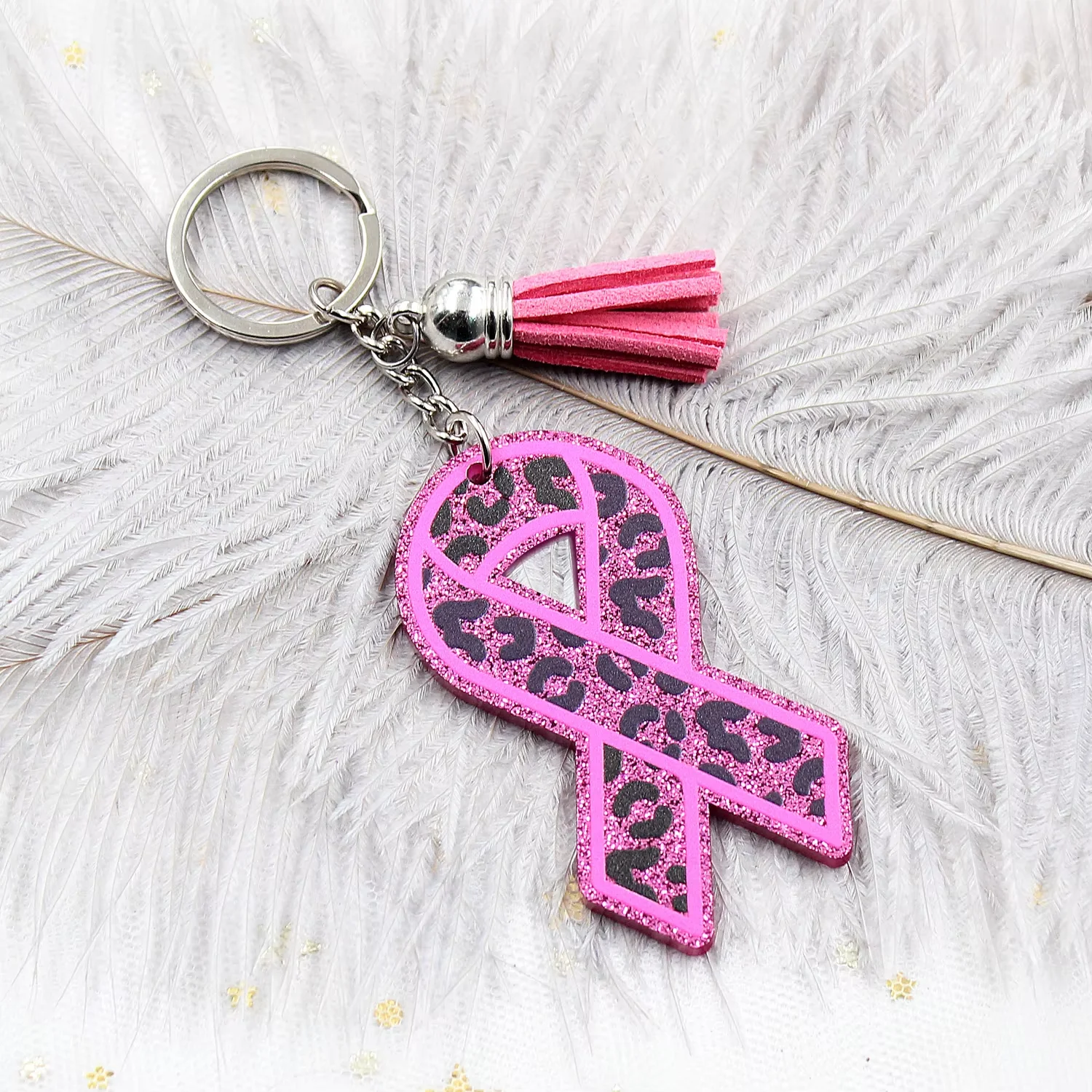 القهوة المثلجة كتاب عاشق العصرية هدية عيد المعلم الشريط الوعي بريق التفاح سلسلة مفاتيح مصنوعة من الأكريليك مع شرابة