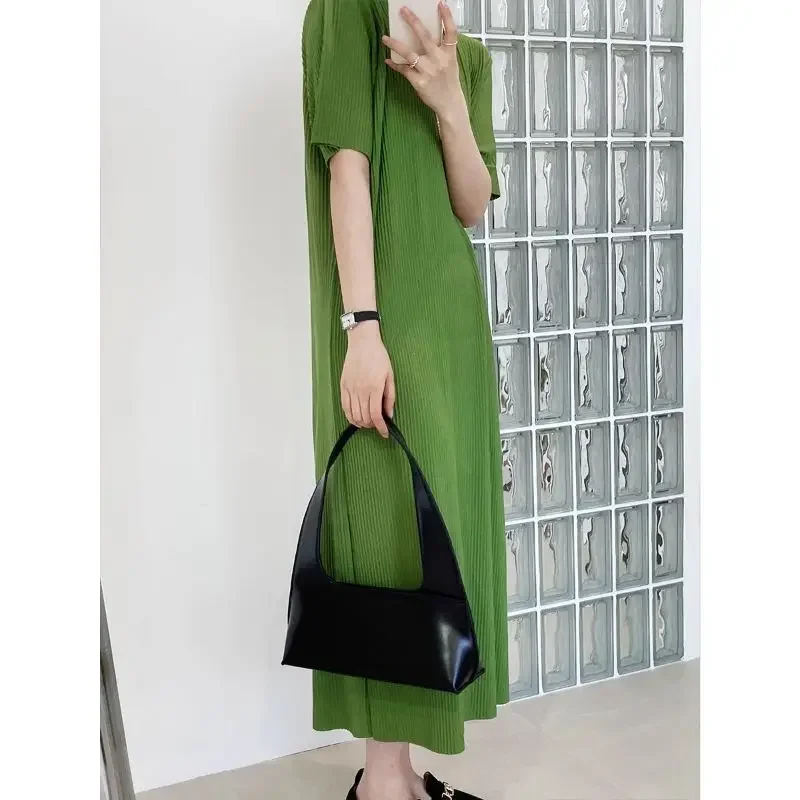 Plissé filetage été femmes t-shirt robe grande taille décontracté sur le genou couleur unie bureau dame confortable robe mi-longue