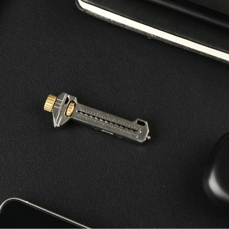 

12-In-1 EDC Tool, Removal Wrench EDC Multifunction Keychain