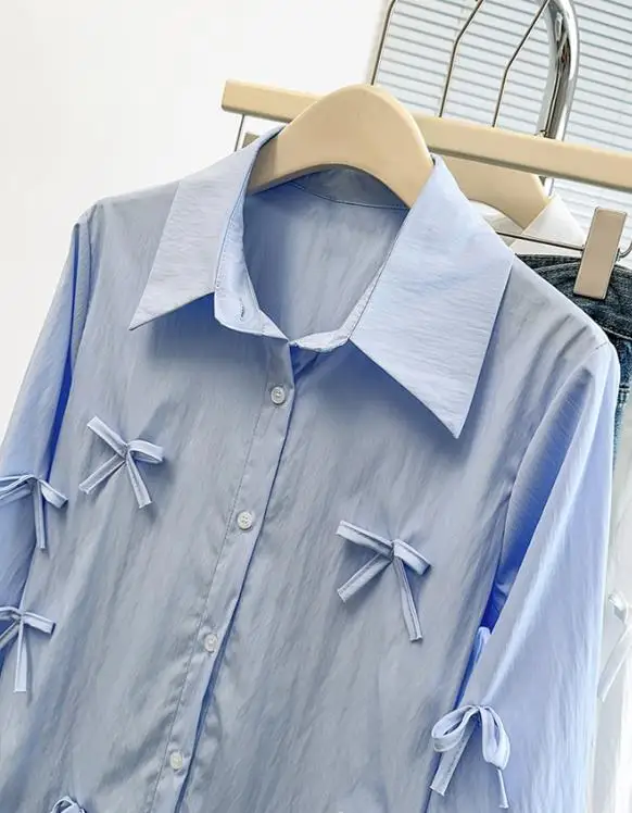 Herbstkragen-Schleifen-Aufkleber, personalisierbar, süßer Stil, langärmeliges Hemd für Frauen, elegantes und modisches, lässiges Langarm-Shirt