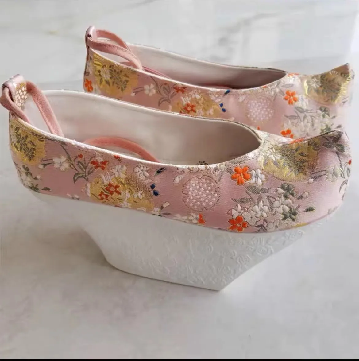 Women Lady Embroidered Han Fu Cloth Shoes Ethnic High Heeled Flower Embroidery