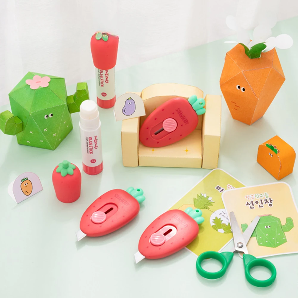 Novelty Fruit Carrot Utility Knife Mini Kawaii Portable Craft Wrapping Box Paper Envelope Cutter Knife Letter Opener Tools