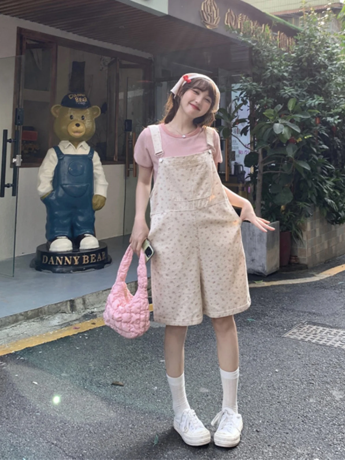 

plus Size Floral Print Denim Overalls Korean Style Loose Wide Leg Short Pants High Waist Straight Cut Summer New Age Reduction
