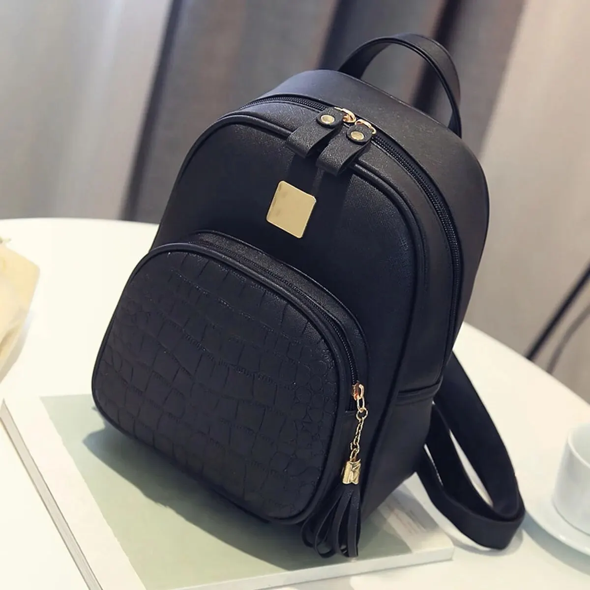 1 Pcs Women\'S Fashionable And Casual Black Lychee Pattern With Pendant Pu Material Women\'S Backpack, Suitable For Daily Use