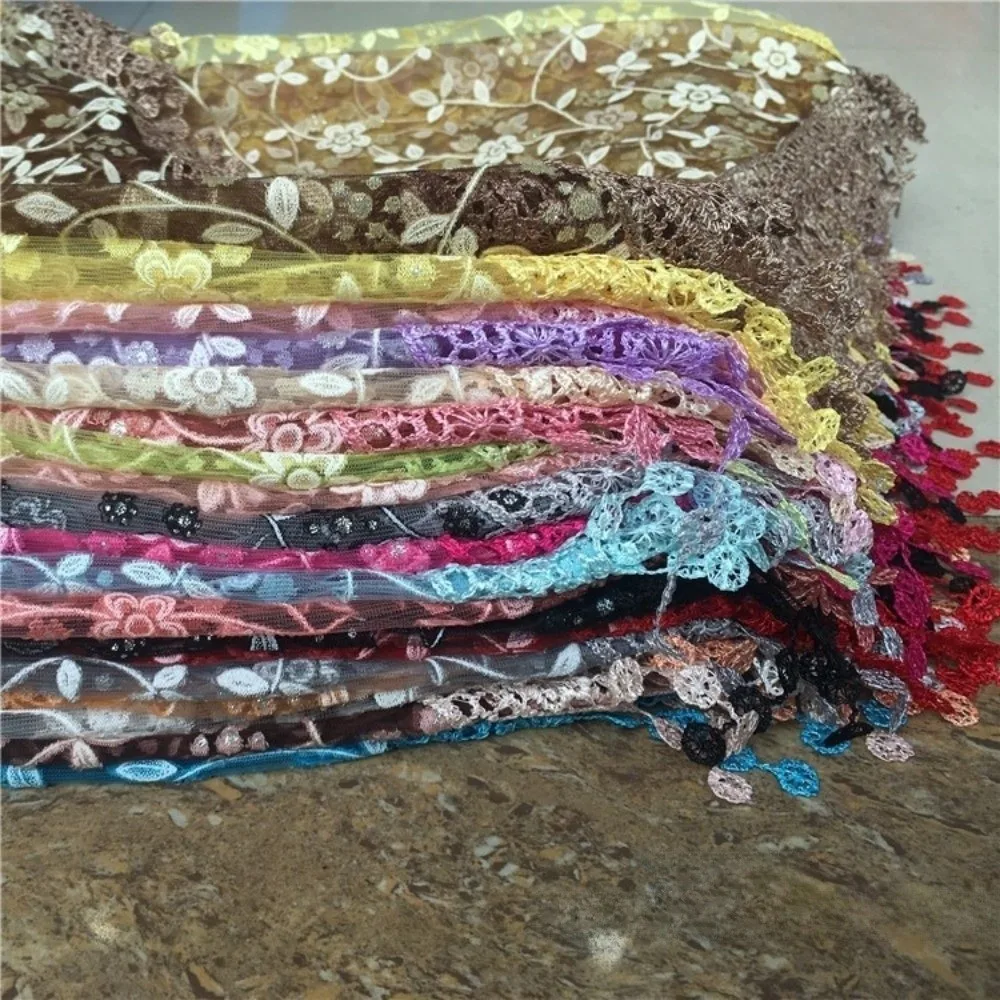 Chales de Encaje Floral Transpirables con Borlas Bordadas, Mantilla de Encaje Español, Elegante Encaje con Flores, Borlas Finas, Pañuelo de Encaje para la Cabeza
