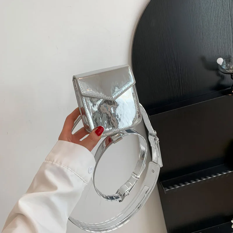 2024 Gothic Women Leg Bag Fashion Mini Bright PU Leather Waistpack Hip Hop Outdoor Belt Bag Wallet Motorcycle Waistbag