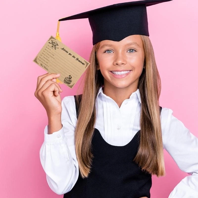 

652F Set Of 8 Graduation Season Cards High Quality Paper Perfect For Parties And Ceremonies With Clear Printing