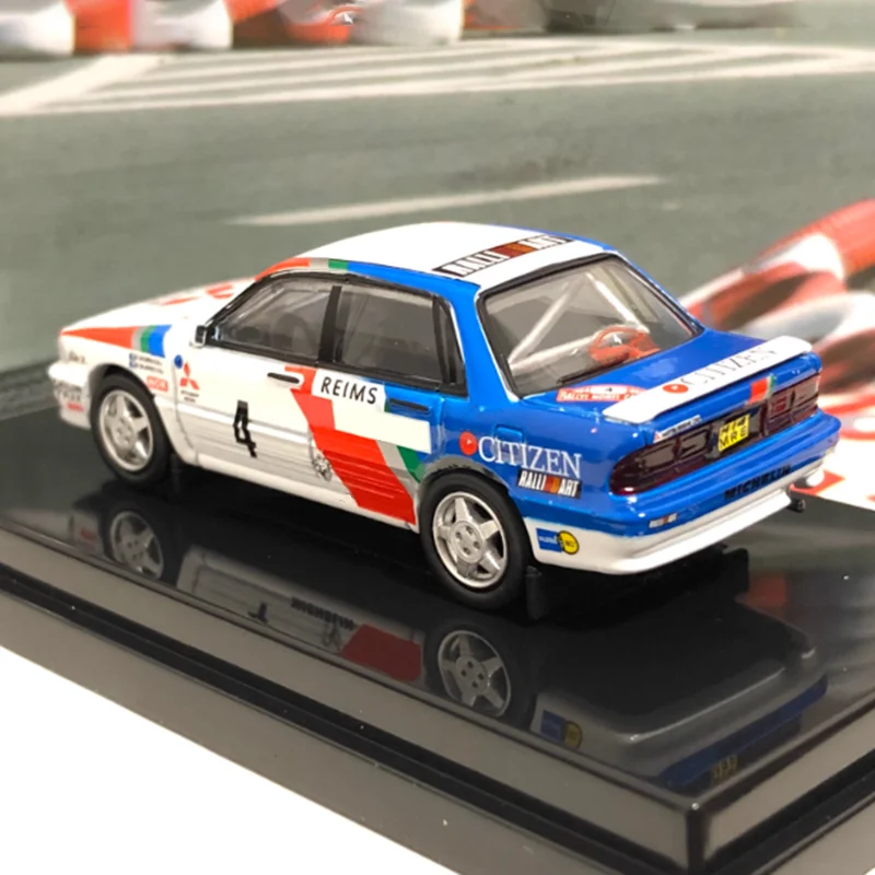 Para 1/64 Scale MOTORS Galant VR4 Alloy Car Model Static Collection Decorated Holiday Gifts Toys Souvenir Gift