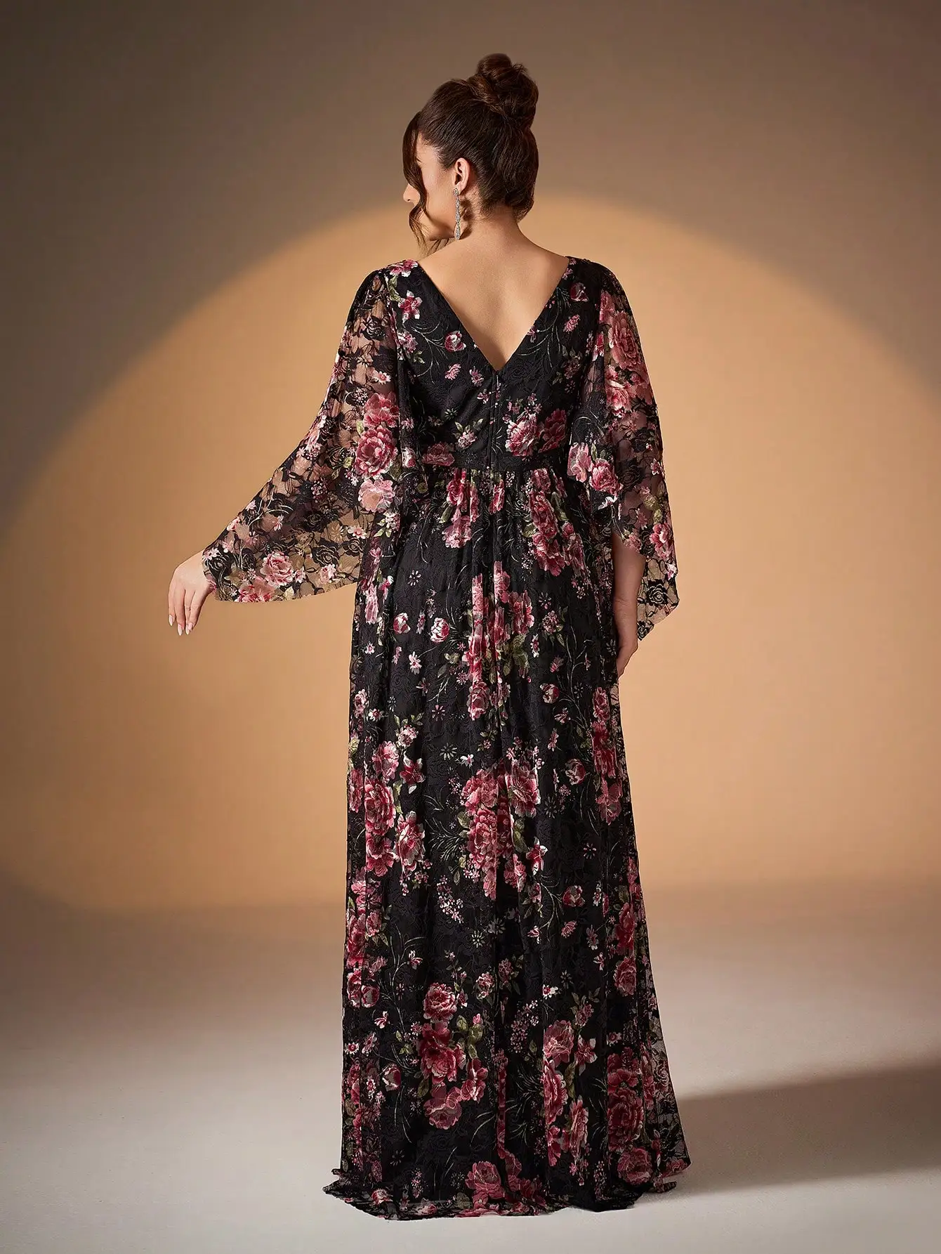Mgiacyv-neck cross-printed lace mid-sleeved wide-swing high-end evening dress