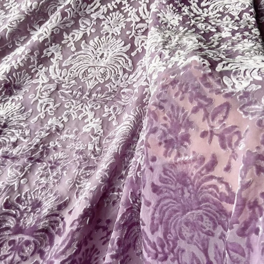 Newest Popular Wonderful Floral Plain Color with 3D Design Silk Burn Out Velvet Fabric for Nice Women Garment Dress