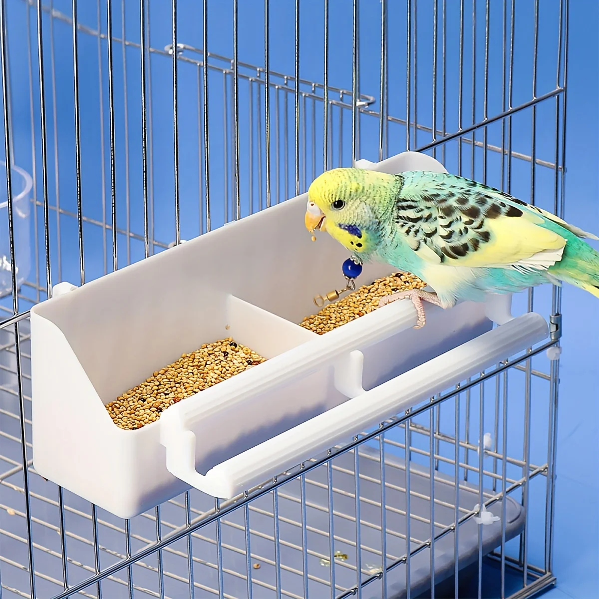 

1PC Parrot Feeder Bird Feeder Double Grid Design Anti-Spill Hook On Cage Birds Food Container for Parakeet Cockatiel Lovebird