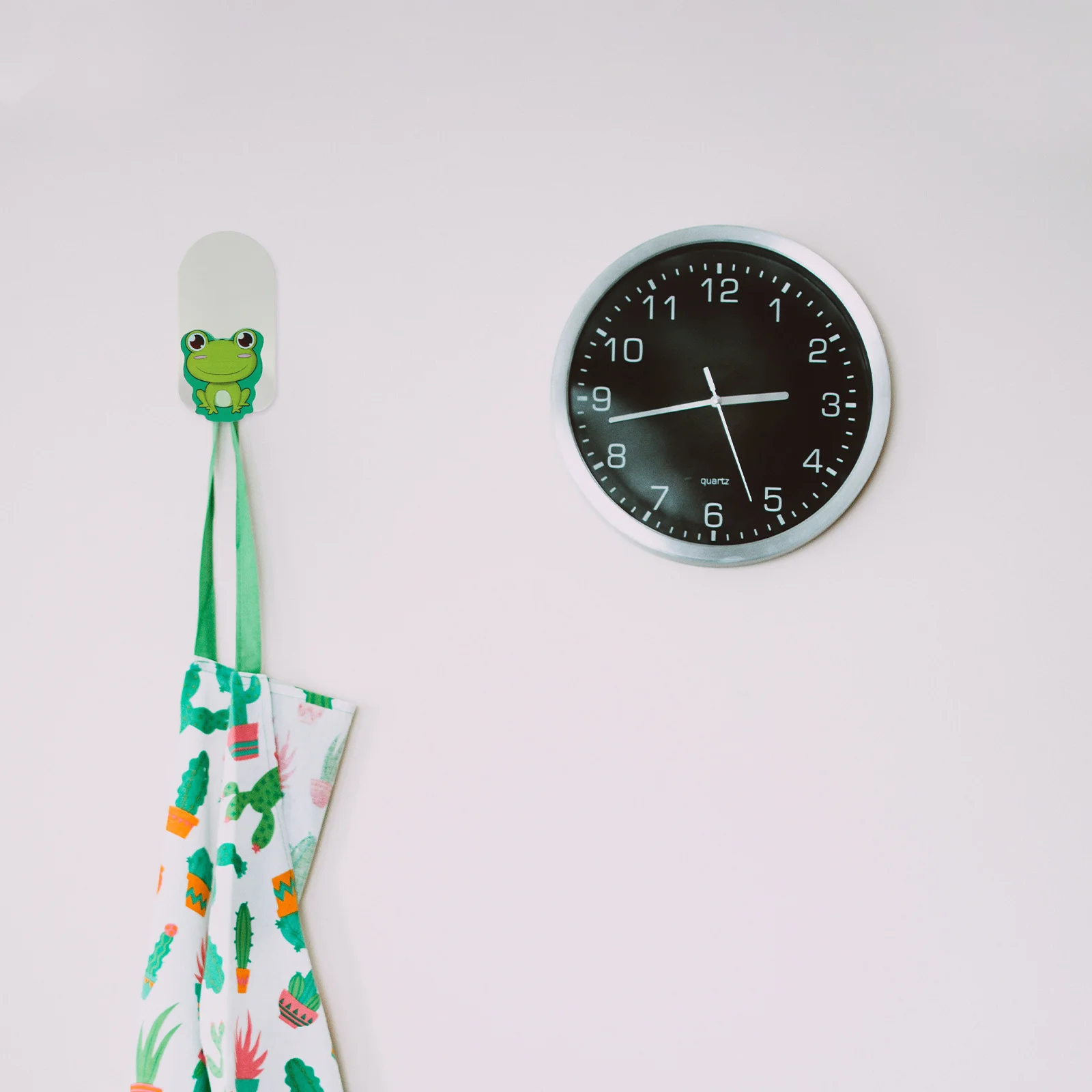 2 قطعة شماعات الرسوم المتحركة الحديثة الحد الأدنى مادة موثوقة وقت خدمة طويل الأمد للمناشف معاطف القبعات المحفظة