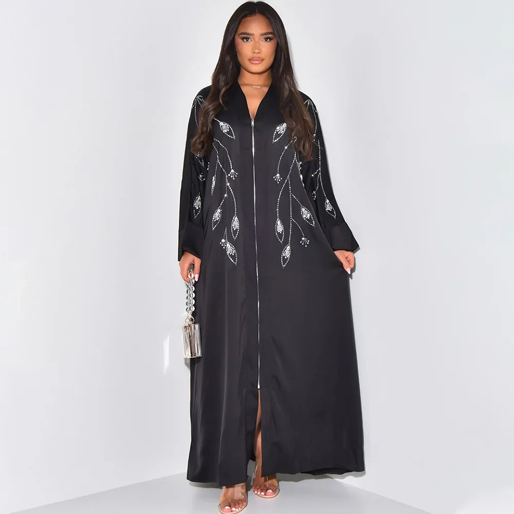 

Middle East Ramadan Muslim Women Robe Abaya Luxury Satin Diamonds Zipper Dubai Dress Jalabiya Eid Vestidos Caftan Islam Clothing