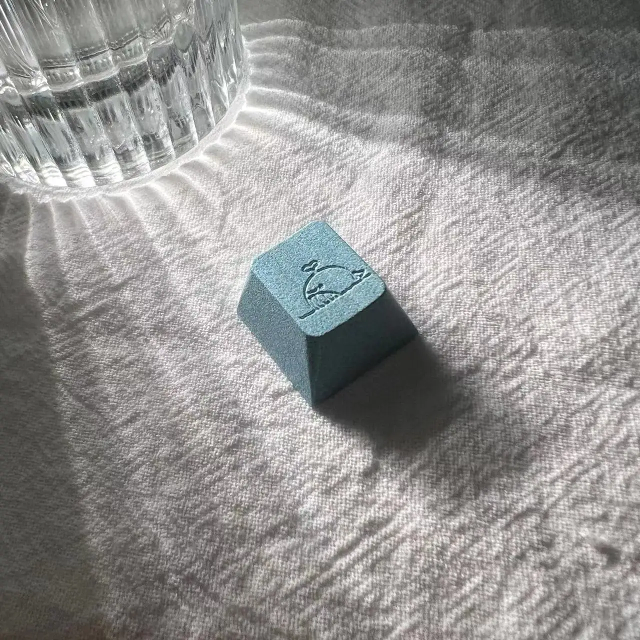 Aluminum Alloy Metal Keycaps CNC Cross Axis Mechanical Keyboard No Backlit Original Profile R4 ESC Key Cap Blue Whale Customized