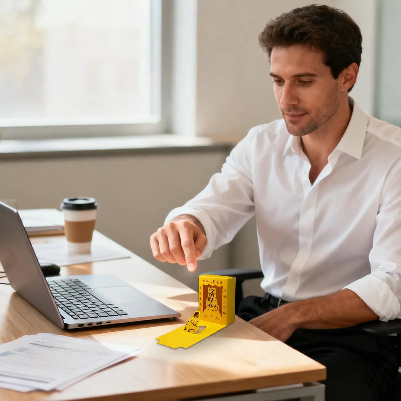 

Funny Office Desk Decor Silent Soft Compact Cardboard Toy Fun Desk Accessories For Family Students Adults Men Women Home Indoor