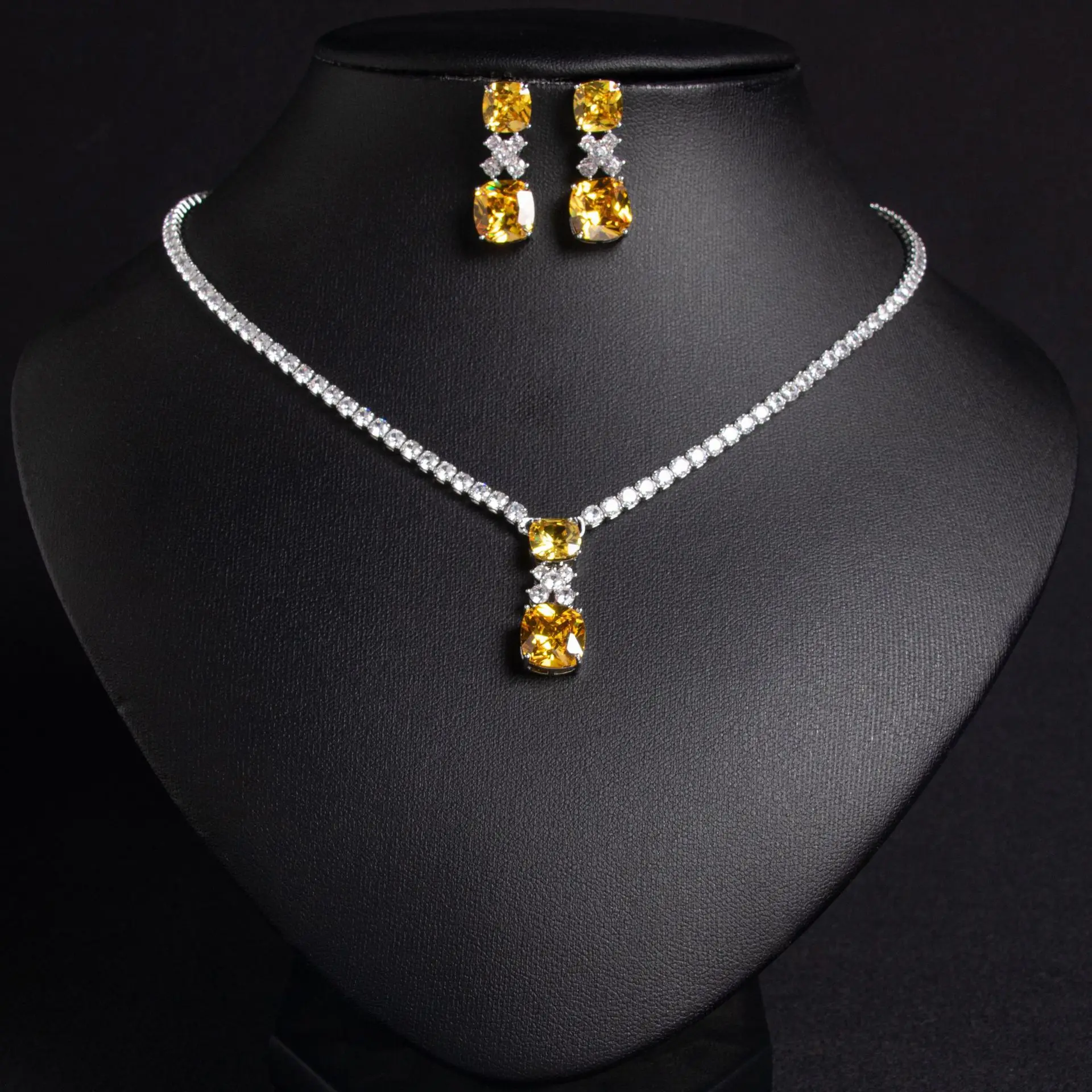 Conjunto de joyería de boda de lujo para novias, conjunto de collar y pendientes para mujer, Gargantilla de fiesta de graduación de circonia cúbica, collar con colgante, regalos
