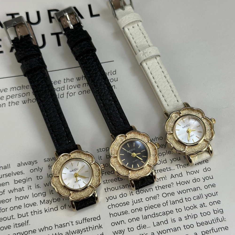 Компактные часы с лепестком темперамента, женские легкие роскошные трендовые модные часы с цепочкой, простые и универсальные часы, оптовая продажа