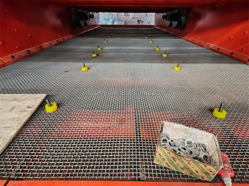 Low Price Vibrating Screen for Stone Crusher Vibrating Screen for Stone Crusher