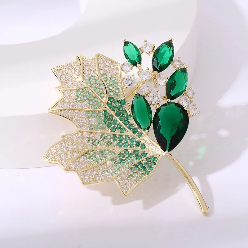 Luxury Maple Leaf Brooch High-end Full Rhinestone Plant Pins For Women Suit Coat Sweater Accessories Party Jewelry Gift