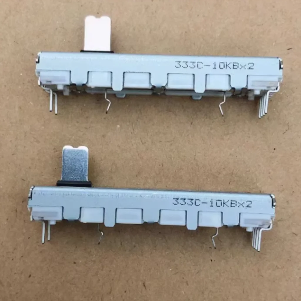 

10pcs/LOT RS30112A9A04 4.5mm Centimeters Volume Sliding Potentiometer B10KX2 Electric Piano P85