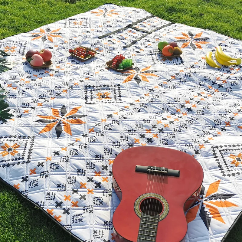 Outdoor Waterproof Mat Thickened Outdoor Picnic Mat Picnic Thick Mat Portable Waterproof And Moisture-Proof  Folding Camping Mat