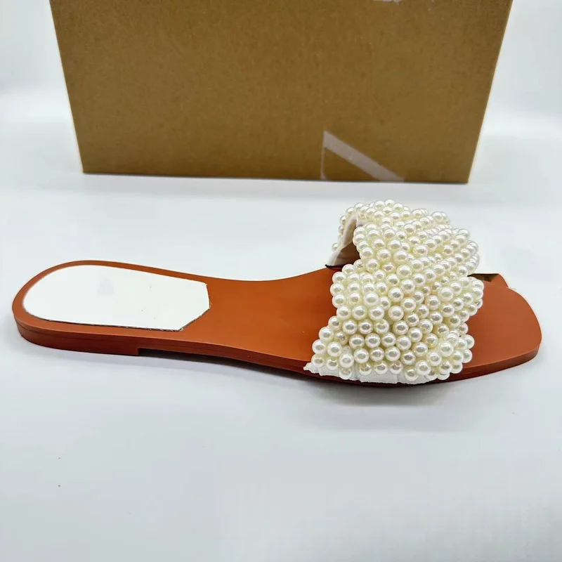 2024 Summer New Women's Slippers Large Size Pearl Inlaid Flat Shoes Low Heel Open Toe Wear Women Sandals Casual Beach Shoes