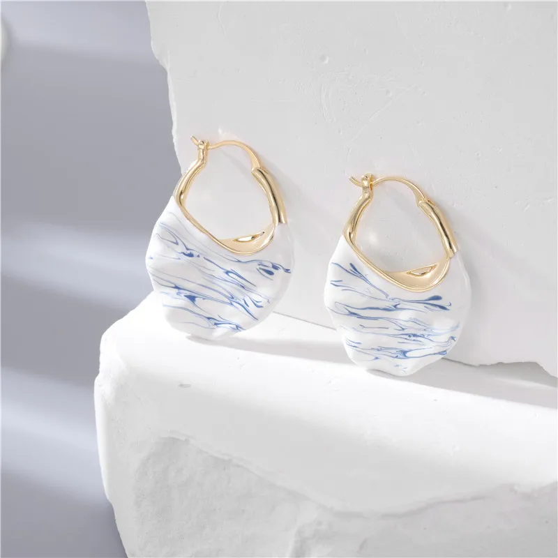 

Trendy Summer Fashionable Personality Exaggerated Enamel Brass Gold-plated Earrings for Women Office Lady Hoop Statement Jewelry