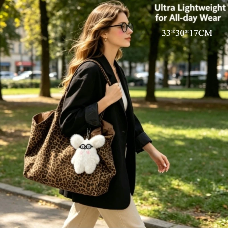 

2026 Trendy Lazy Style Leopard Print Canvas Shoulder Bag Large Capacity All-match Casual Commute Tote Handbag for Women