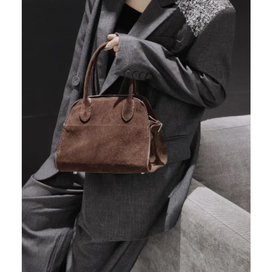 Spot Herbst und Winter High-End-Nischendesign Tasche mit großem Fassungsvermögen Damen neue Pendler-Retro-Handtasche Einkaufstasche