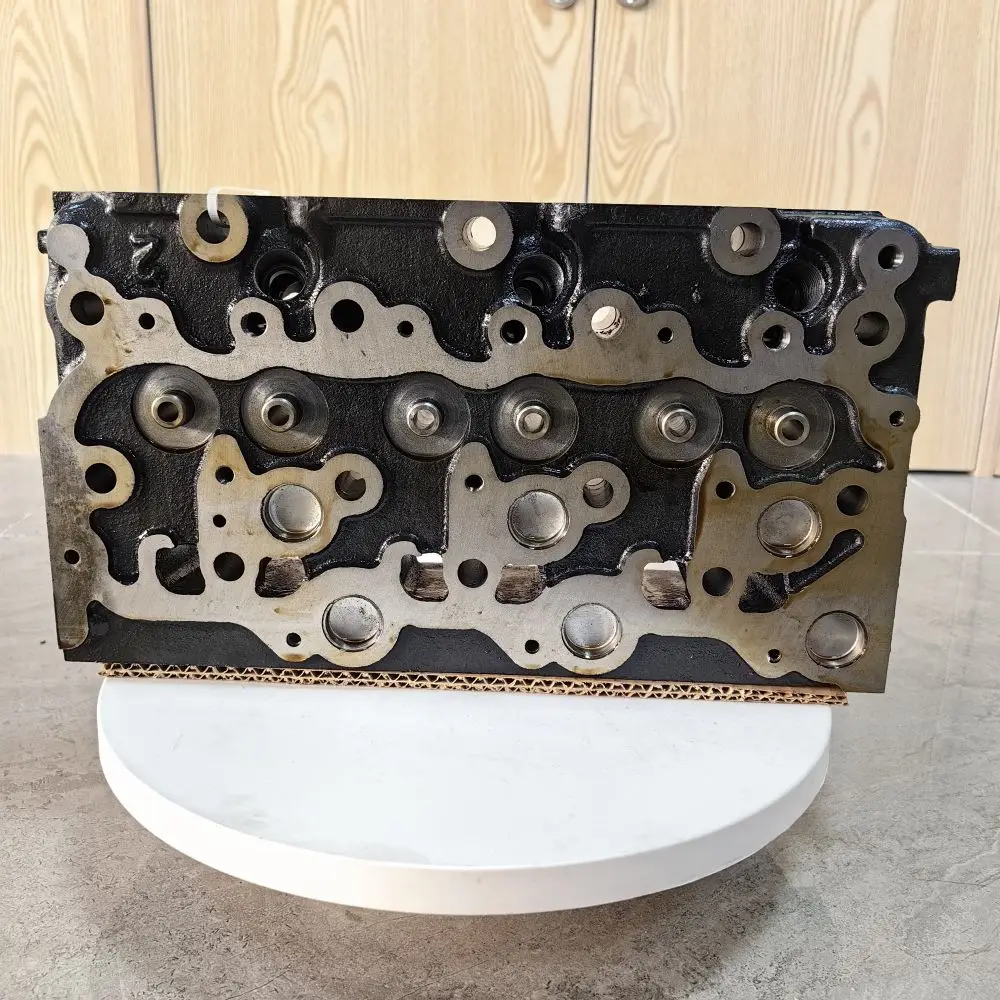 1A013-03044  D1503  Cylinder Head  for Kubota Excavators Engine Parts