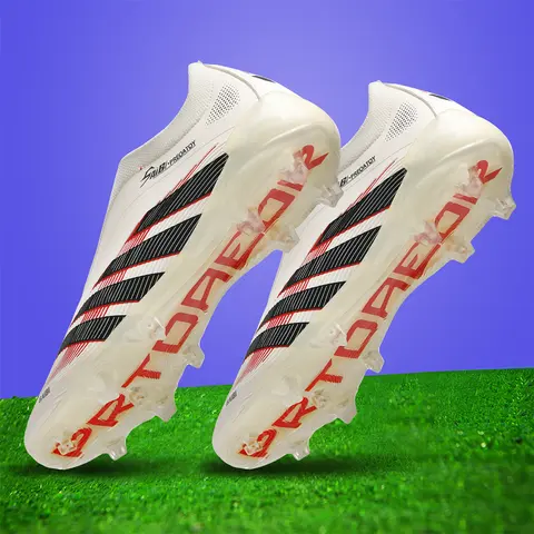 Sports breathable football shoes with FG/AG studs provide super strong grip and effectively protect the ankle