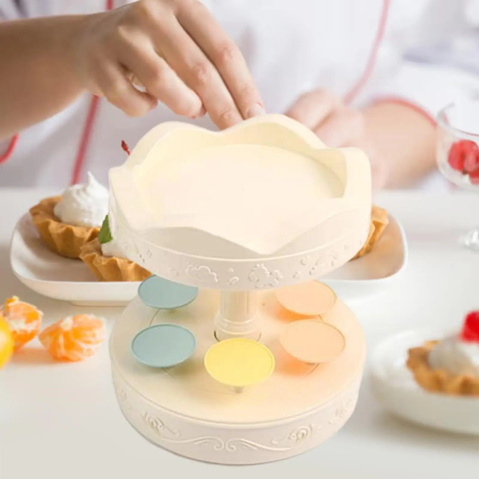 

Automatic Rotating Dessert Machine Sushi Machine with 6 Small Trays Carousel Cupcake Holder Sushi Holder Supplies Decoration