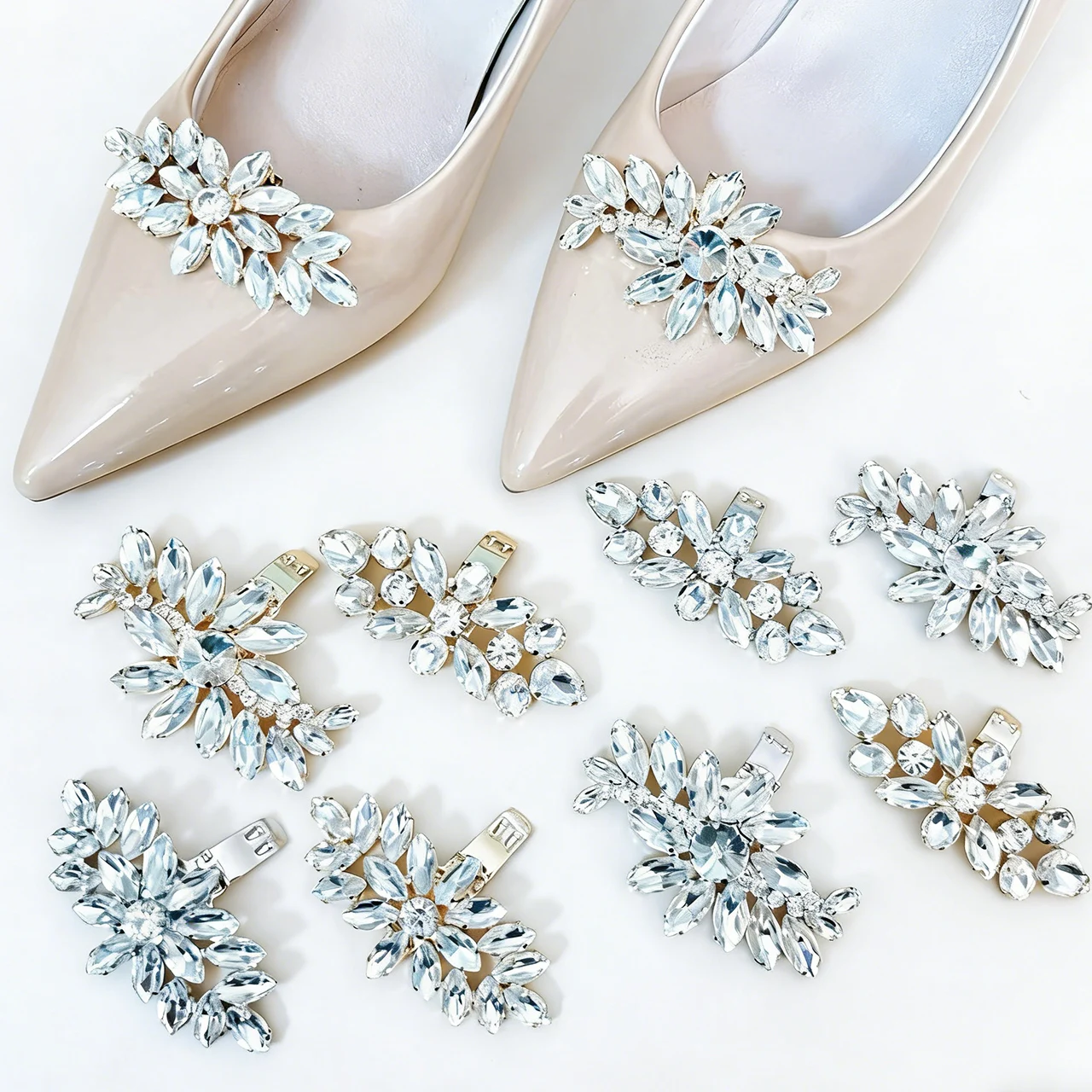 1PC Rhinestones Crystal Shoe Clips for Women High Heel Pumps Jewelry Shiny Decorative Clips Shoes Decorations Buckle Charm