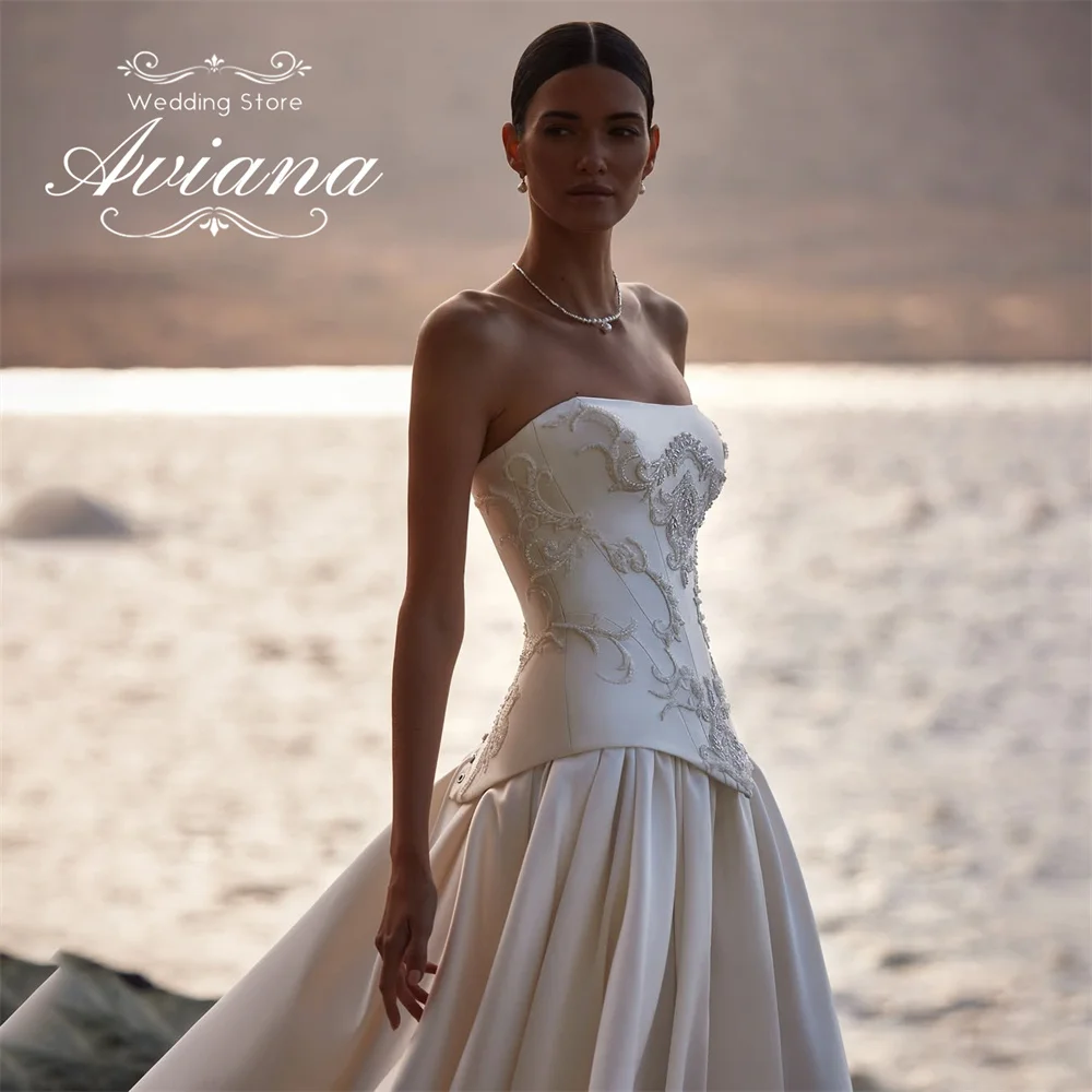 Aviana Customized Wedding Dress Women Elegant Strapless Embroidered Lace Up Back Satin Long Train Fitted Bridal Gown Embroidery