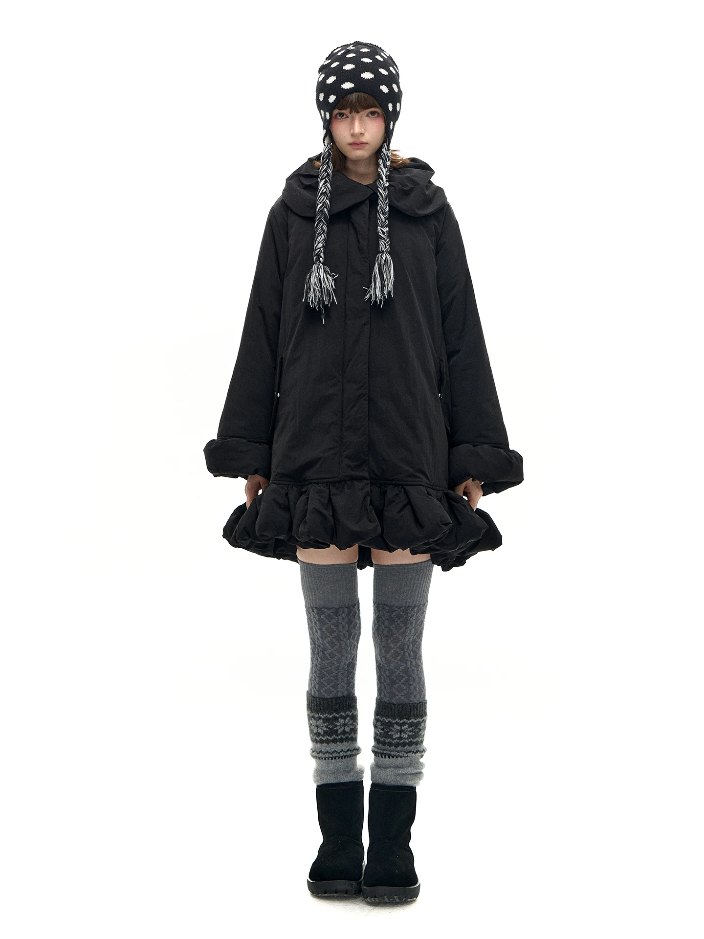 

Пальто для девочек Romance Nanci: милое, черное, пышное, хлопковое, средней длины, весеннее, с расклешенным подолом, утепленное, с длинными рукавами